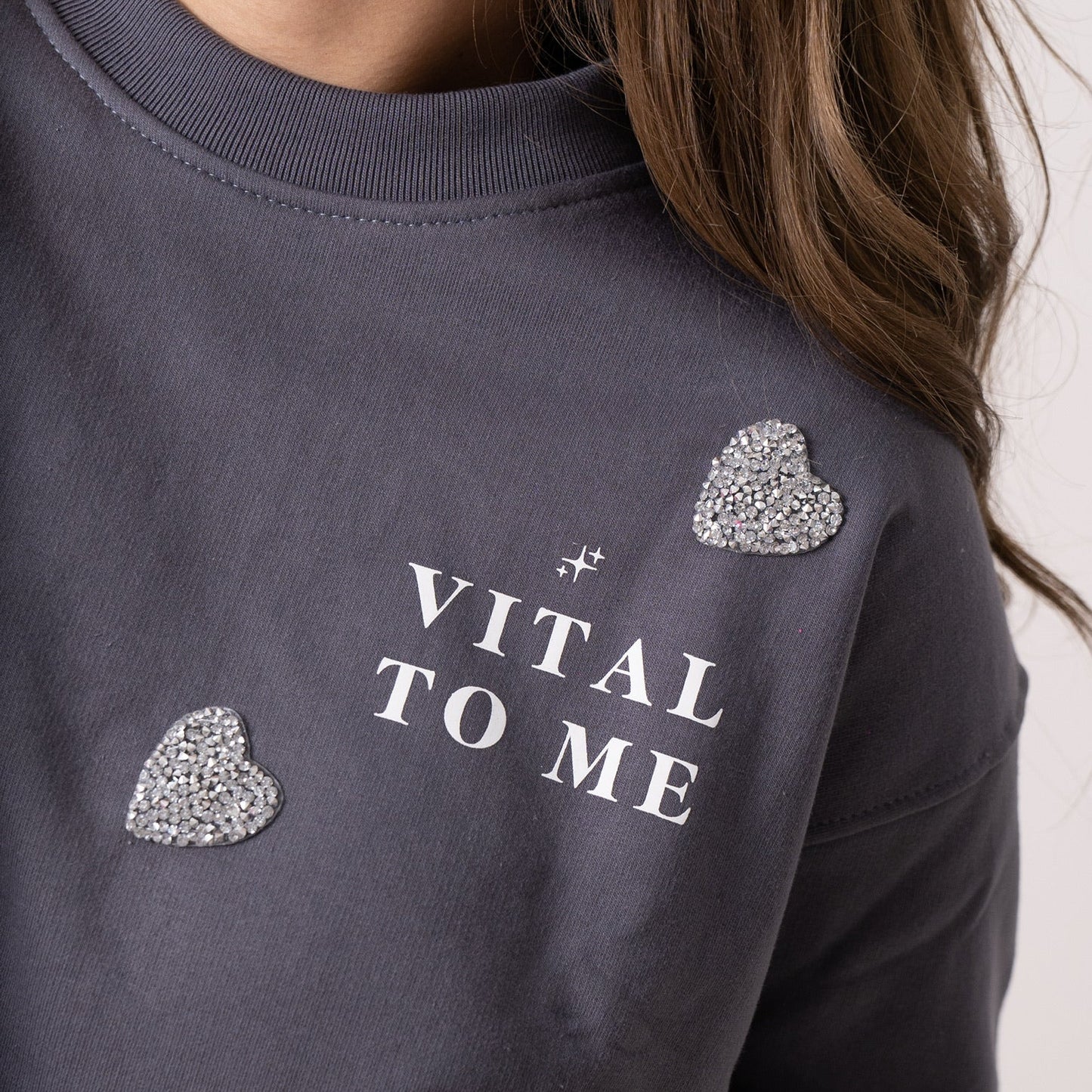 Poleron Vital Gris con Shinny hearts 🌟🪩