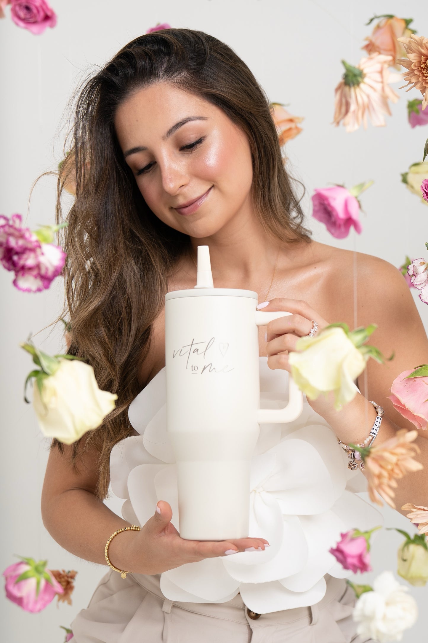 Tumbler Antiderrame Primavera Crema- Edición Limitada.