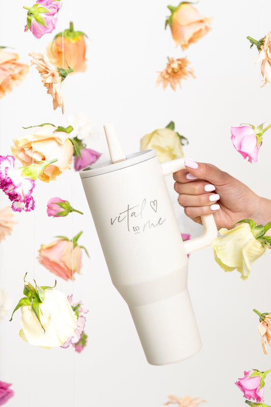 Tumbler Antiderrame Primavera Crema- Edición Limitada.