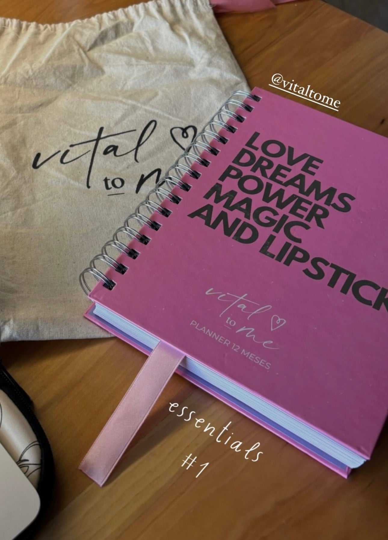Planner Vital to Me 12 meses SIN FECHA.